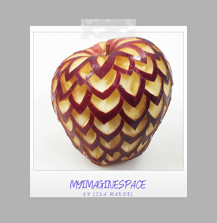 Apple carving